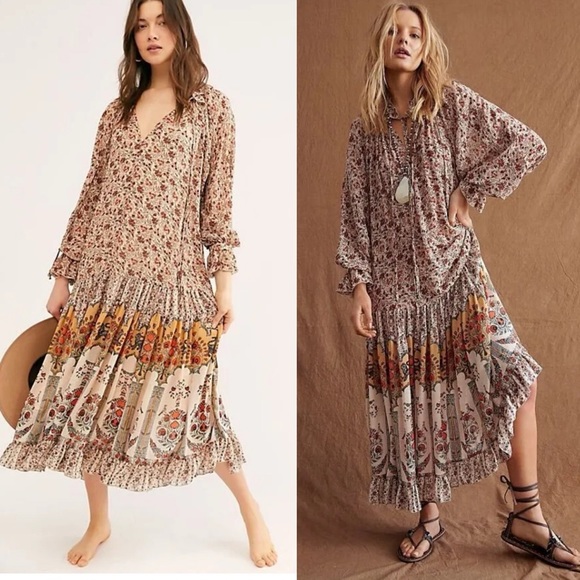Free People Dresses & Skirts - Free People Feeling Groovy Printed Maxi Dress